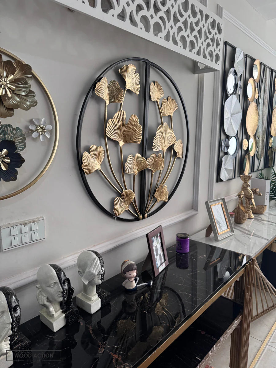 WALL DECOR