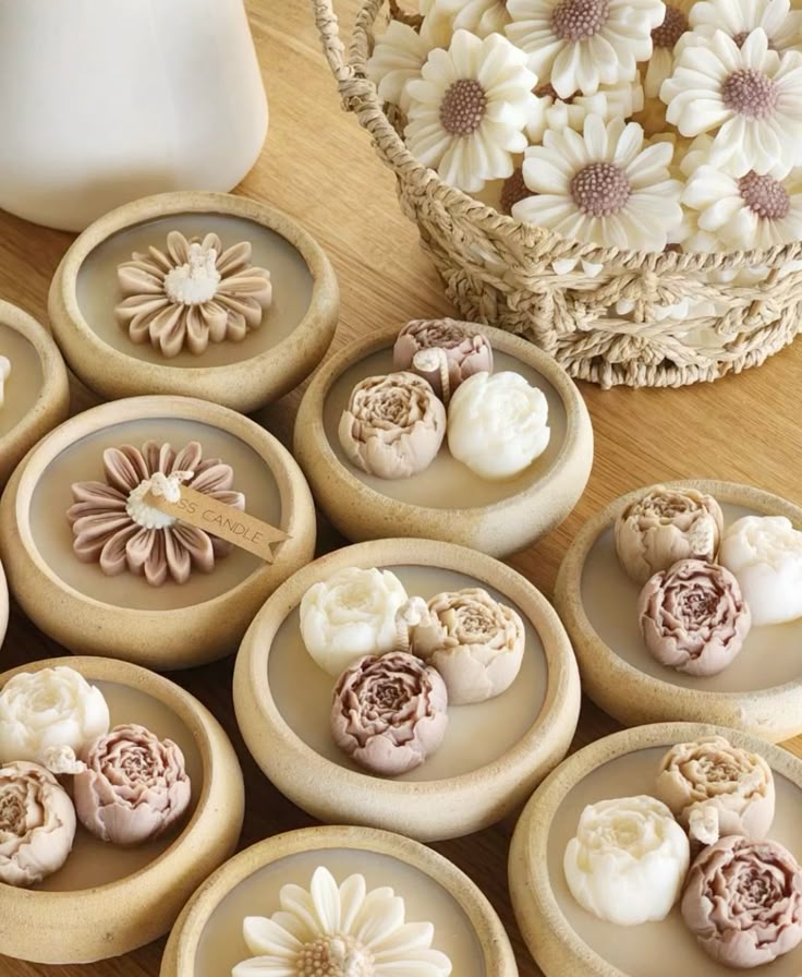 CANDLES